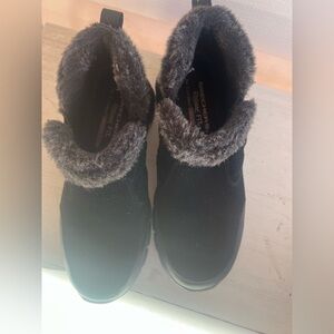 Skechers Boots Womens 8 Easy Going Girl Crush Snow Black Leather Ankle SN48971